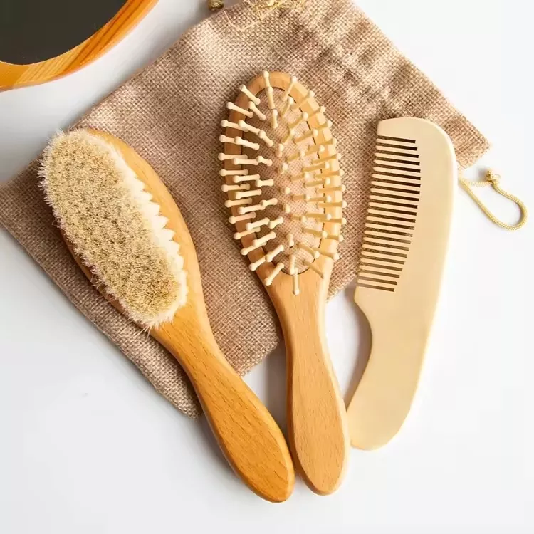 Conjunto de escova de cabelo para recém-nascido